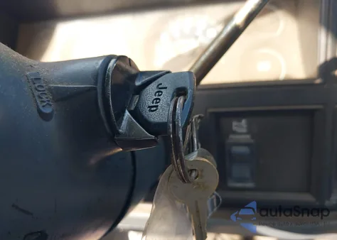 1991 Jeep Comanche Pioneer from USA, damaged, VIN 1J7FJ36S3ML537173